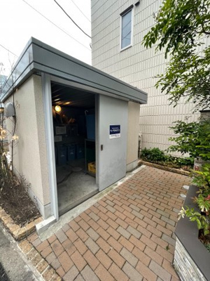 【その他】 | エミネントロータス | 敷地内ゴミ置き場♪