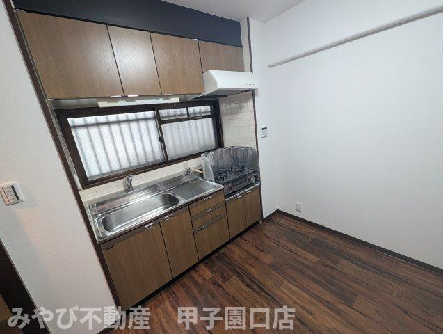 グローリー甲子園のキッチン