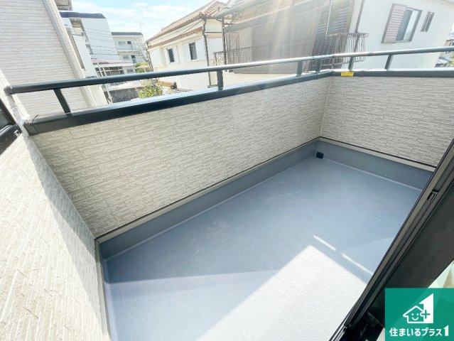 神戸市北区南五葉　新築一戸建てのバルコニー|日当たりのよいバルコニー！お部屋が開放的に！
