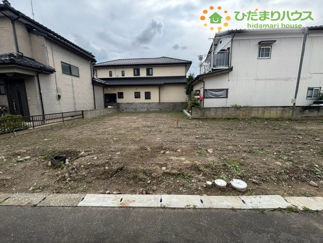 鴻巣市松原1丁目　新築一戸建て　いろどりアイタウン　01の外観