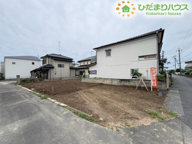 鴻巣市松原1丁目　新築一戸建て　いろどりアイタウン　01の前面道路含む現地写真