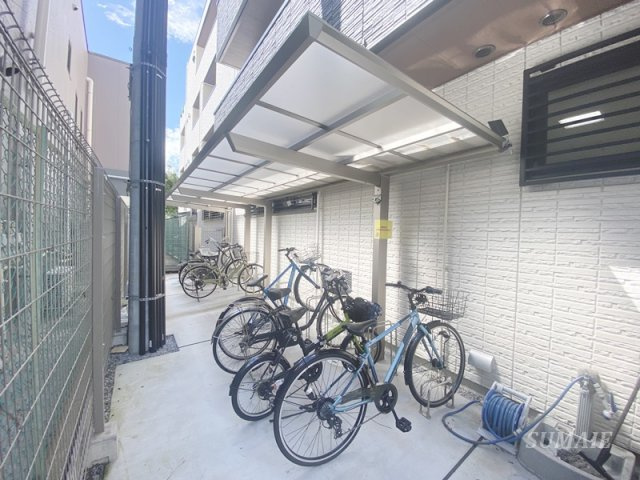 氷川の杜テラスのその他共用部分|屋根付き駐輪スペース☆