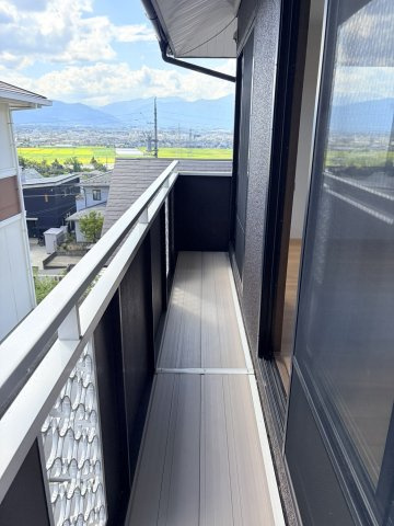 寿北5丁目　中古住宅のバルコニー