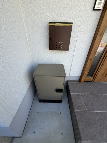 寿北5丁目　中古住宅の玄関