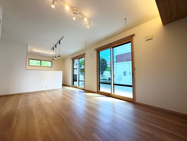 寿北5丁目　中古住宅のキッチン