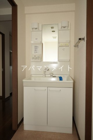 【洗面所】 | アルテール戸塚 | 忙しい朝には欠かせない洗面所です