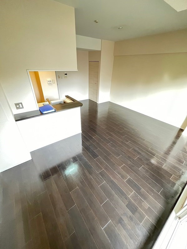 MINT甲子園三番町のロビー