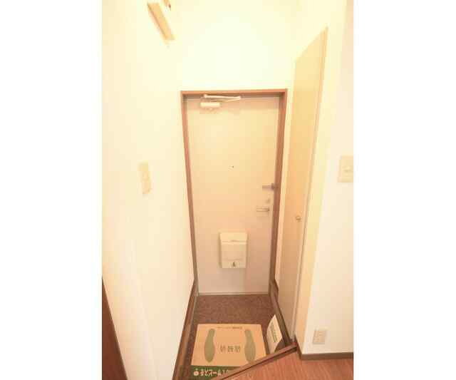 ソレイユ広尾の玄関