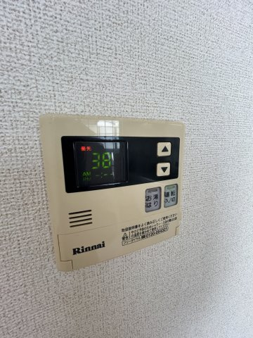 フロントフィールドのキッチン|コンパクトなキッチンで掃除もラクラク