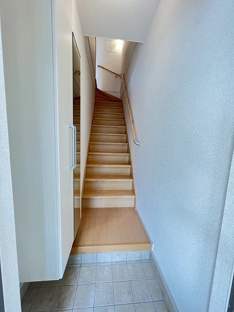 フロントフィールドの玄関|落ち着いた玄関です