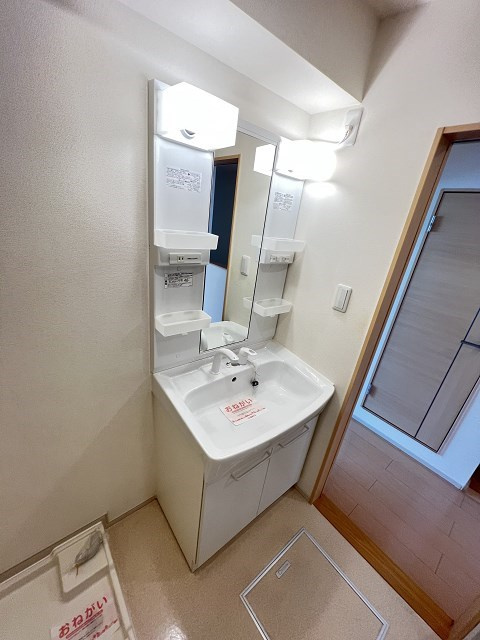 フロントフィールドの洗面所|使いやすい洗面所です
