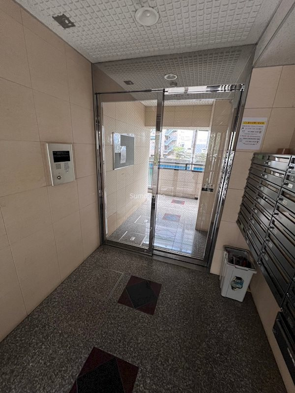 ルミエール備後町のロビー