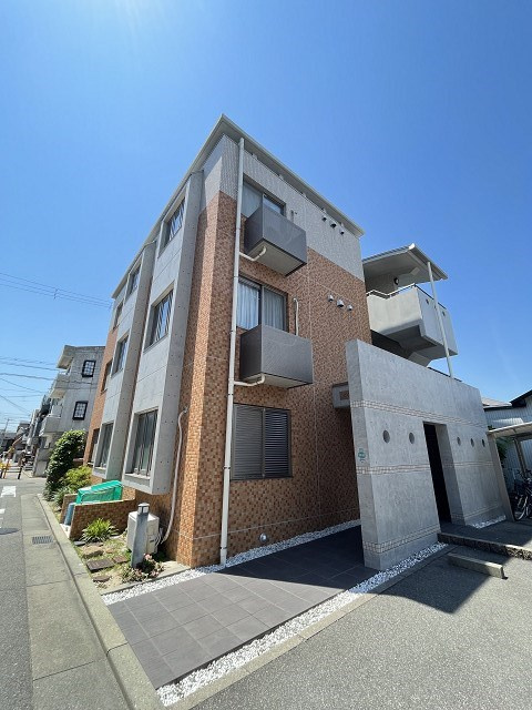 コージースクエアーの外観