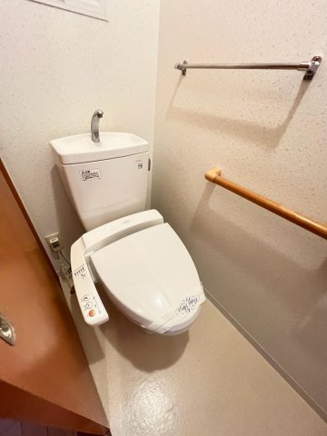 コージースクエアーのトイレ