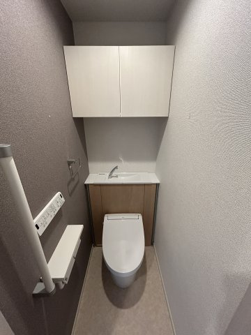 レジス城の堀のトイレ|シンプルで使いやすいトイレです