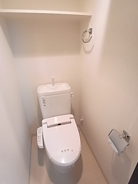 エスリード三宮旭通のトイレ