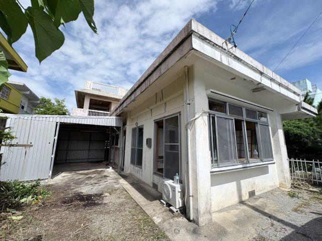 名護市大南4丁目の外観