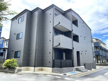ソレイユ指扇土屋の外観