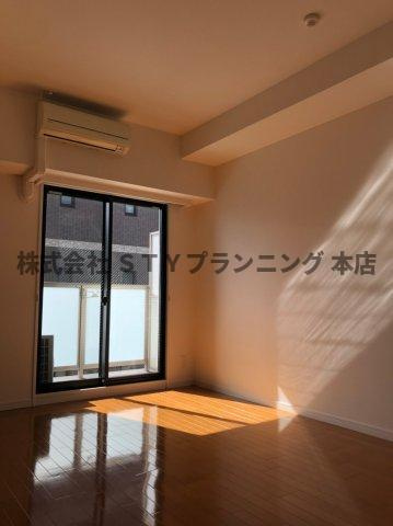 仲介手数料無料！！グラヴィス鶴舞の洋室