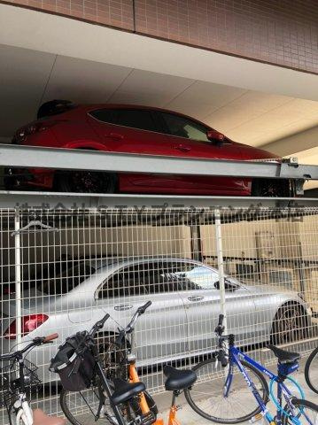 仲介手数料無料！！グラヴィス鶴舞の駐車場