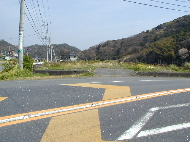 南伊豆町　一色の前面道路含む現地写真