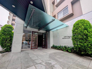 エイルマンション諏訪野町【キャッシュバック対象物件】のエントランス|エントランスです