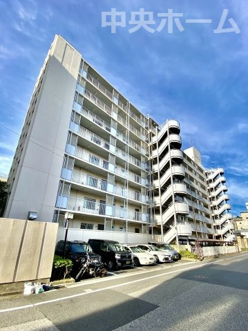 両国緑スカイハイツの外観|新耐震基準マンションです。「両国駅」徒歩7分・「錦糸町駅」徒歩13分のロケーション。