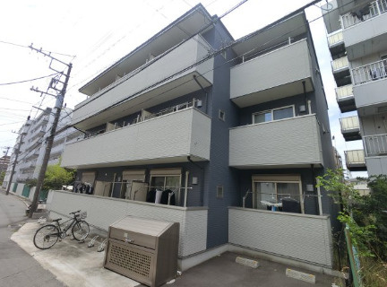 LAUREL西船橋 のエントランス