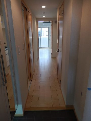 アウル三鷹の玄関