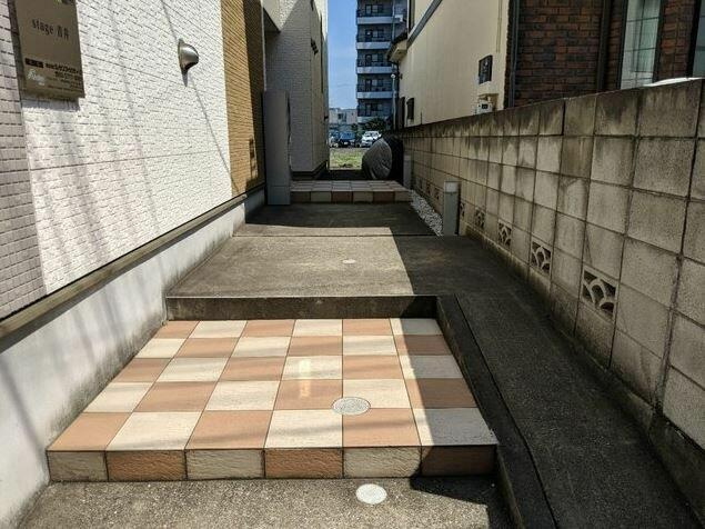 ｓｔａｇｅ青井のその他|エントランス