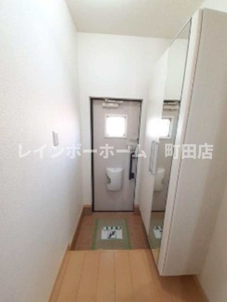 ガーデンヒルズ2※初期費用分割あと払いサービス利用可能物件の玄関