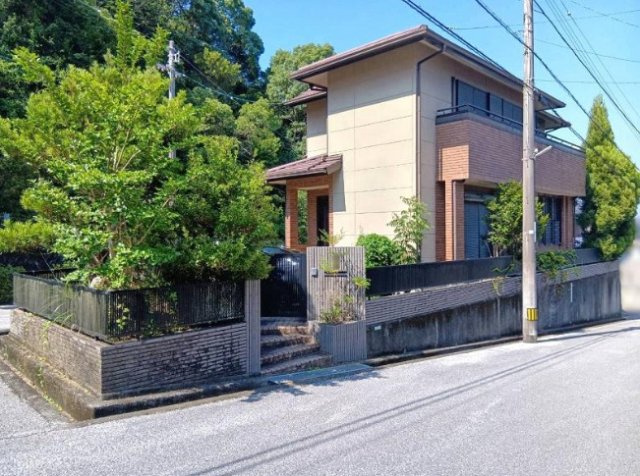 「ゆったり5SLDK＆掘りごたつ」高知市潮見台2丁目　中古一戸建て
