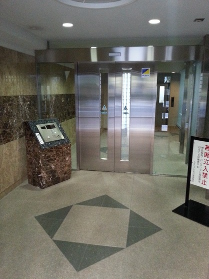 クオリア小石川のロビー