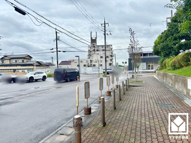 グランデュール鴨川1番館の周辺