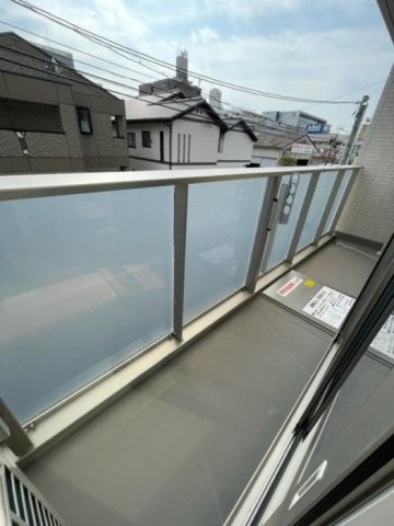 ルミナス庚午のバルコニー