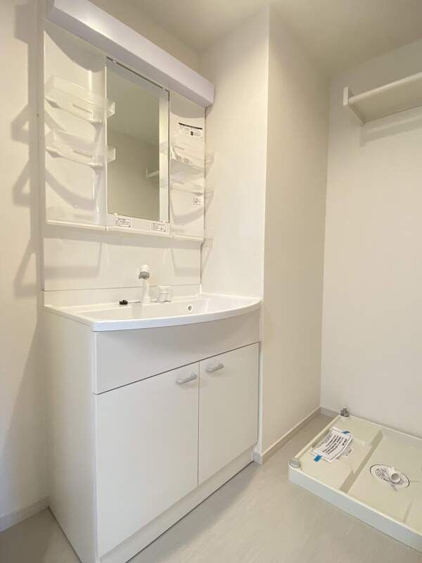 大和市桜森２丁目の賃貸マンションの洗面所