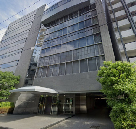 大阪市中央区和泉町２丁目の店舗事務所の外観