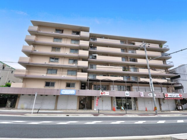 メゾン深草の外観