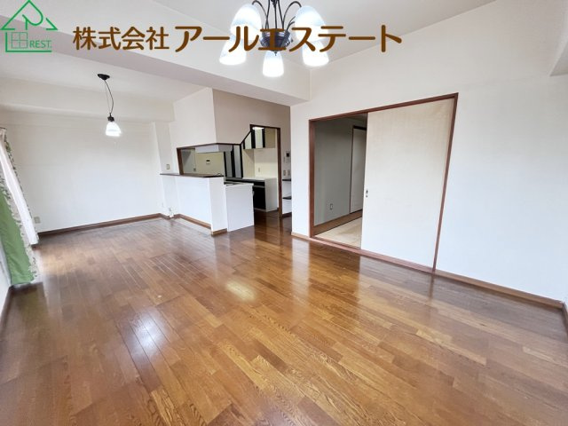 エメラルドマンション東加古川　　中古マンションのキッチン