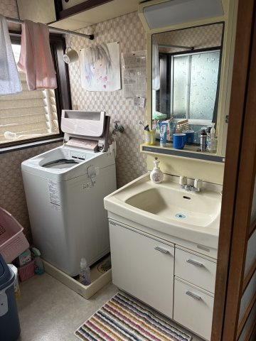 米沢市城西4丁目の独立洗面台