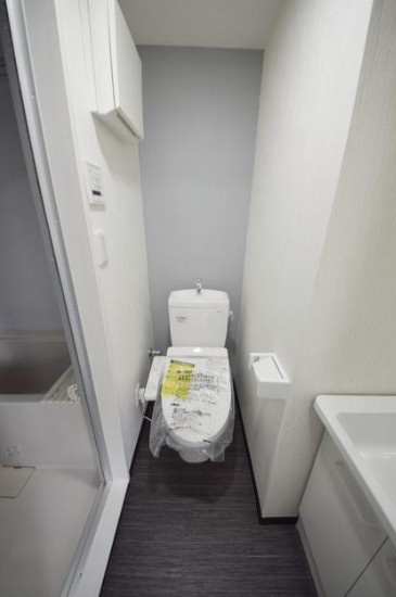 台東区三ノ輪１丁目の賃貸マンションのトイレ