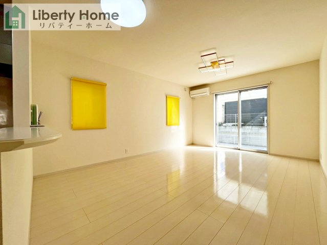 日立市川尻町　中古戸建の居間・リビング