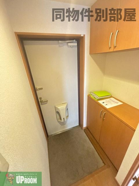メゾン　ド　エトワールの玄関