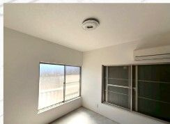 アート美住町の内装