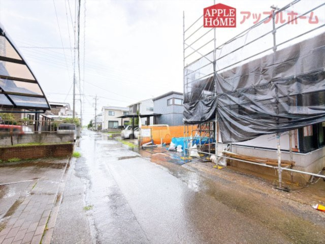[新築住宅] 深谷市西島 全1棟の前面道路含む現地写真