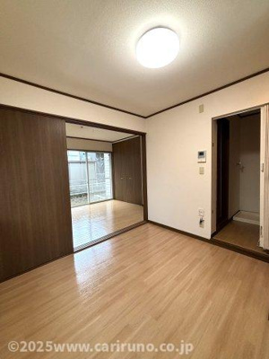 【内装】 | シュロス岸町