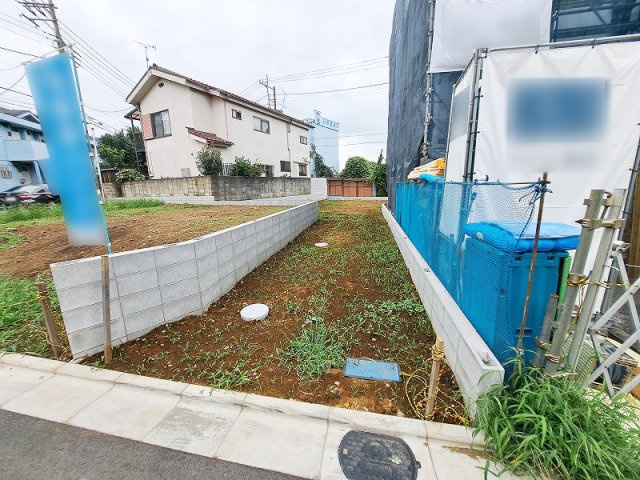 【外観】 | 東久留米市浅間町2丁目　新築一戸建住宅　全3棟　(保谷店) | リビングイン階段と対面式キッチン採用、ご家族との仲が自然と深まる住まい。