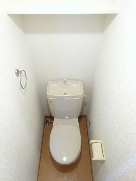 戸田市本町１丁目の賃貸マンションのトイレ