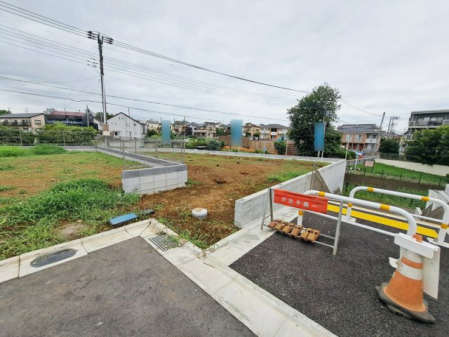 【外観】 | 東久留米市浅間町2丁目　新築一戸建住宅　全3棟　(保谷店) | 2026年8月撮影/西武池袋線「東久留米」駅徒歩10分・「ひばりヶ丘」駅徒歩15分！徒歩にて2駅利用でき通勤通学やお買い物便利です。