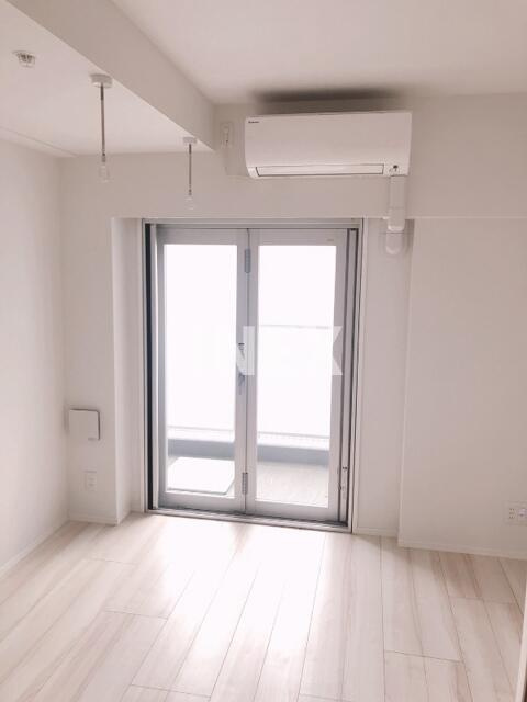横浜市南区新川町５丁目の賃貸マンションの居間・リビング|同仕様